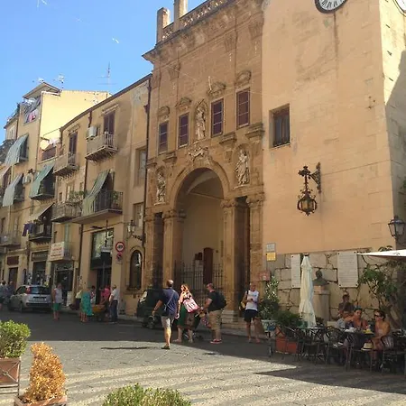 La Pomelia * Cefalu